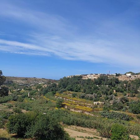 Gozo Island Escape Sleeps 4 With Private Bathroom Ghajn il-Kbira  Exterior foto