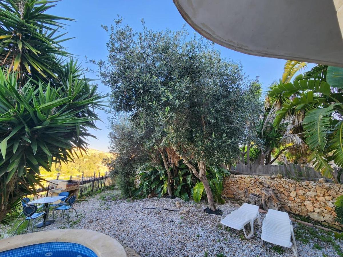 Gozo Island Escape Sleeps 4 With Private Bathroom Ghajn il-Kbira  Exterior foto