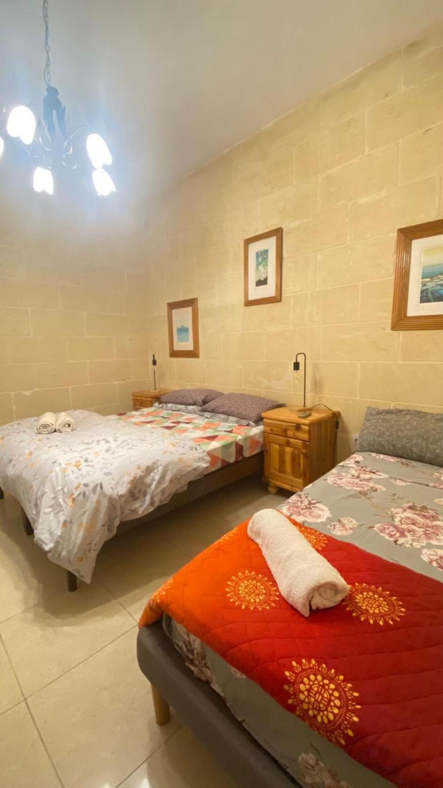 Gozo Island Escape Sleeps 4 With Private Bathroom Ghajn il-Kbira  Exterior foto